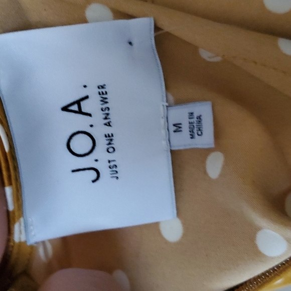 J.O.A Dress - Gold - Picture 5 of 8